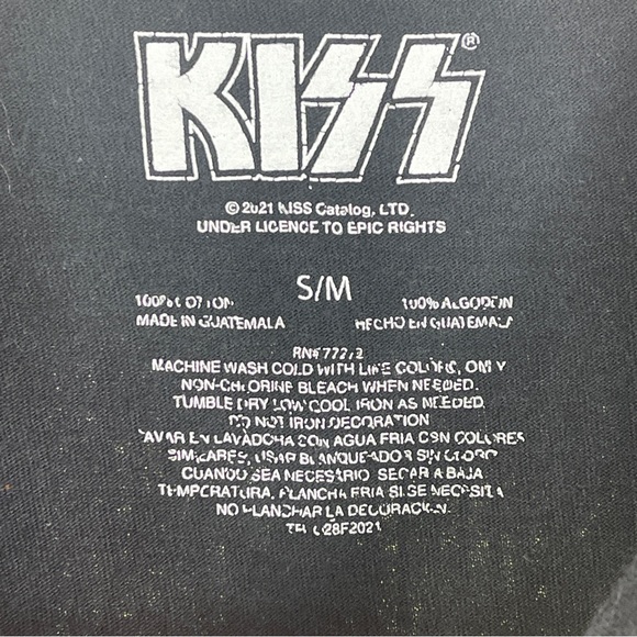 KISS Hot In The Shade Tour in 1990 Concert T Shirt Graphic Tee Size S/M - Picture 10 of 10